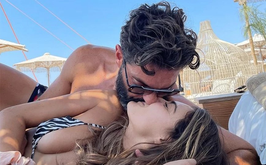 Full in love Μαρτίκας και Βρισηίδα: Τα «καυτά» φιλιά, οι αγκαλιές και οι φωτογραφίες στο Instagram από τη Χαλκιδική
