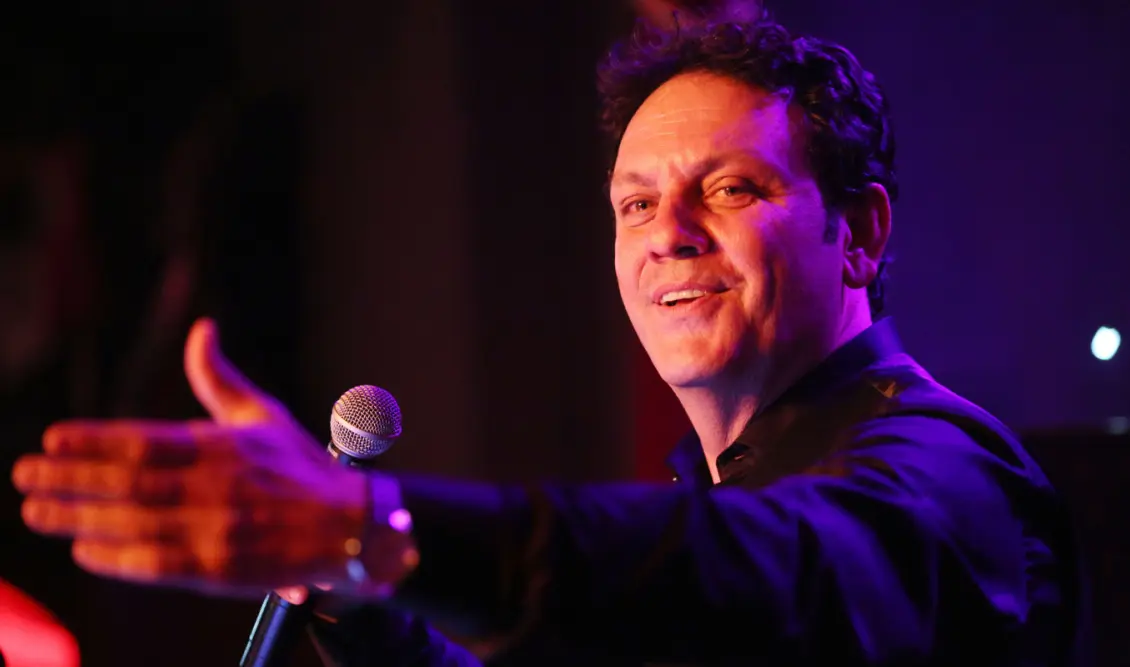 Στάθης Αγγελόπουλος: “Ένα χαστούκι μπορεί να το έχω δώσει σε γυναίκα πάνω στον τσακωμό, όλοι λίγο πολύ κάτι έχουμε κάνει”