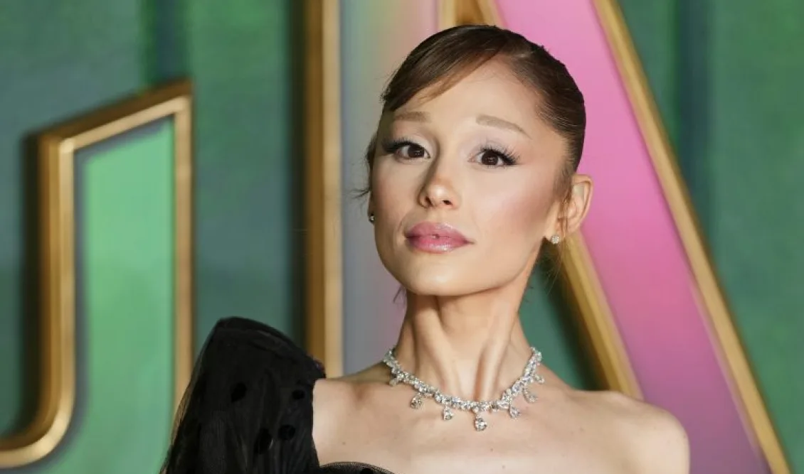 Αριάνα Γκράντε: Ανησυχία για την υγεία της, η νέα εμφάνιση και το “μήνυμα” που έστειλε για τα σχόλια στο σώμα της – Το ύψος 1,57 μ. και η εκτίμηση για βάρος της είναι γύρω στα 39 κιλά