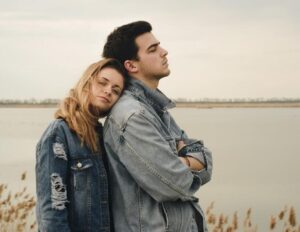 7 φράσεις που λέει ένας άντρας όταν δεν σας αγαπάει πλέον