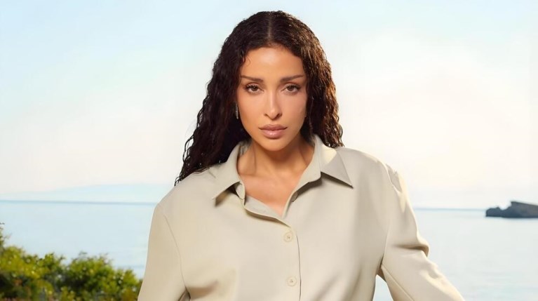 Ελένη Φουρέιρα: “Τη λατρεύω, της στέλνω συνέχεια μηνύματα. Θέλω πολύ αυτή τη συνεργασία”