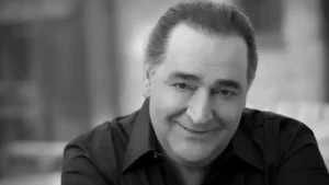 Βασίλης Καρράς: Θα κυκλοφορήσουν 12 τραγούδια του – «Είχε προνοήσει για το τι θα γίνει», λέει ο αδερφός του