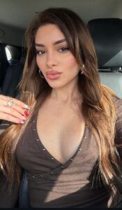 Έλενα Λύσανδρου: Ο χορός που «τρέλανε» τους θαυμαστές της και η urban chic εμφάνιση που ξεχώρισε»(Δείτε το βίντεο)