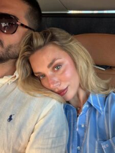 Χρήστος Μάστορας – Γαρυφαλλιά Καληφώνη: Το φωτογραφικό άλμπουμ από το μαγευτικό ταξίδι τους στο Ντουμπάι