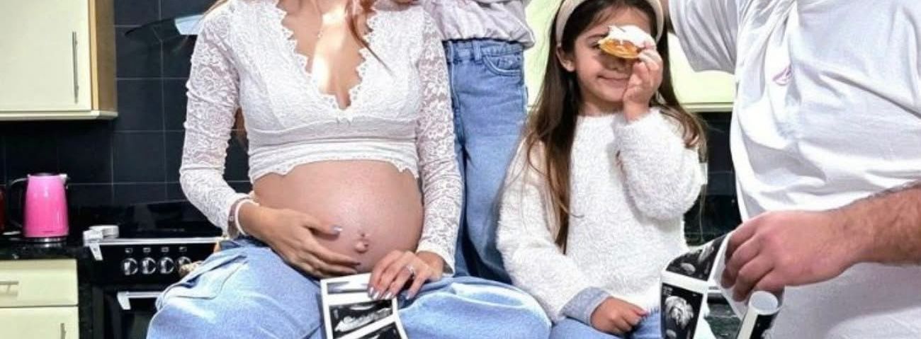 Κύπρια ηθοποιός ανακοίνωσε την τρίτη εγκυμοσύνη της (Δείτε φωτογραφία)