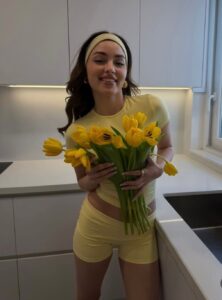 Το comfy σύνολο της Έλενας Λυσάνδρου που θέλουμε να αντιγράψουμε τώρα!(Δείτε φωτογραφίες)