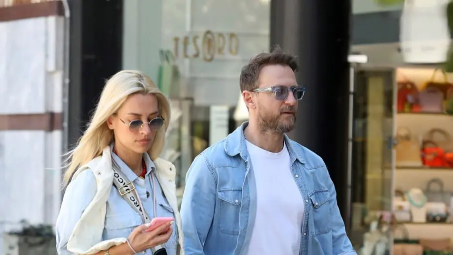 Καραφώτης: Βόλτα με τη νεογέννητη κόρη του – Το τρυφερό μήνυμά του (Φωτογραφία)