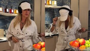 Άννα Βίσση: Πώς απαντά μετά τα δημοσιεύματα και τις αποχωρήσεις από το πλευρό της