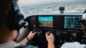 Ο viral πιλότος της Sky Express που ξαναχτύπησε, έφαγε καταγγελία από επιβάτη: Τι συνέβη 