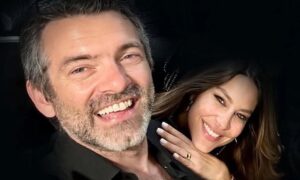 Η αγκαλιά του Φιλίππου Μιχόπουλου με την Κωνσταντίνα Ευριπίδου που «έλιωσε» το Instagram. (Φωτό)