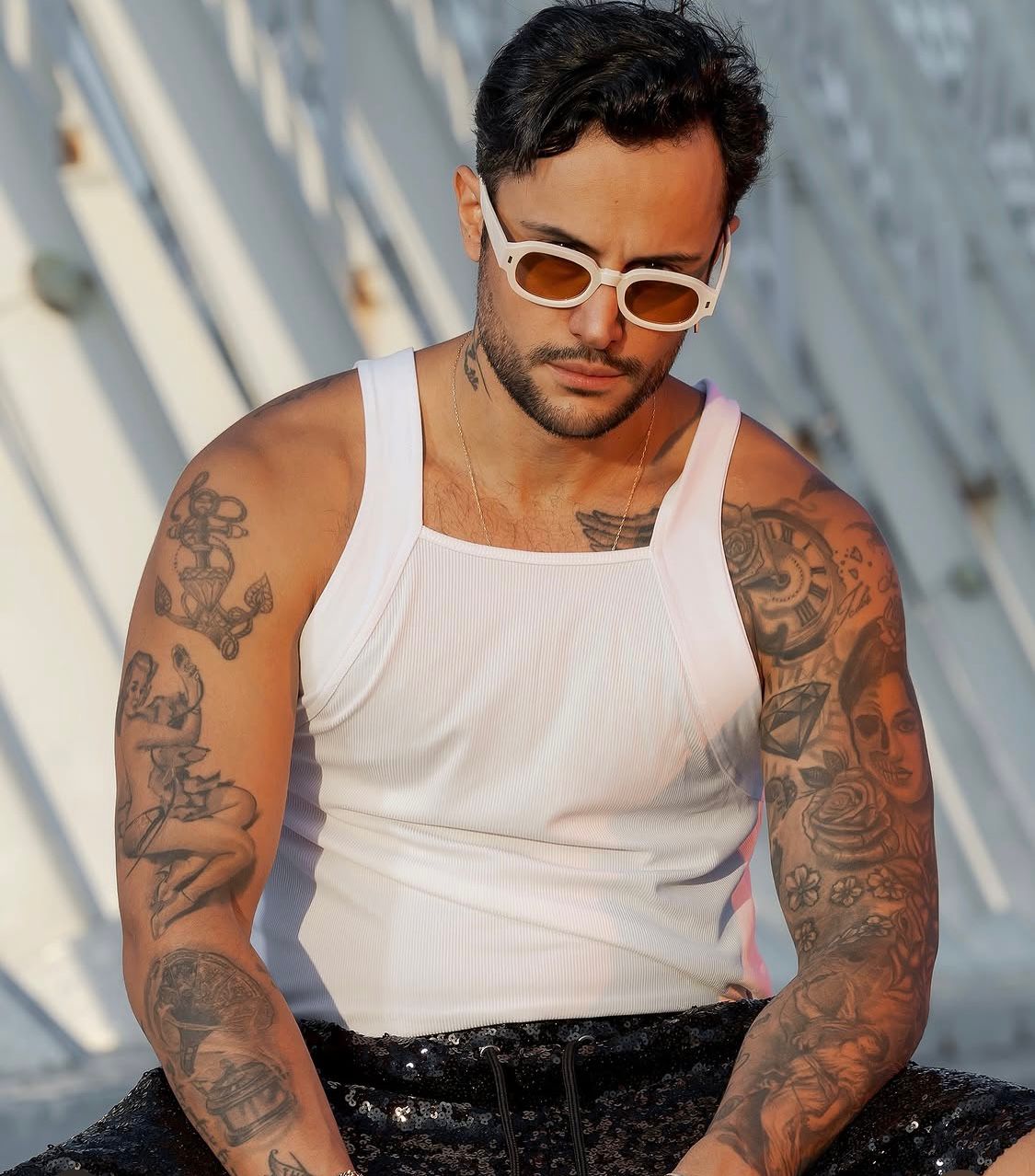 Ο τραγουδιστής Κωνσταντίνος Φραντζής: Γάμος λίγο πριν τον ερχομό της κόρης του – Οι πρώτες εικόνες.