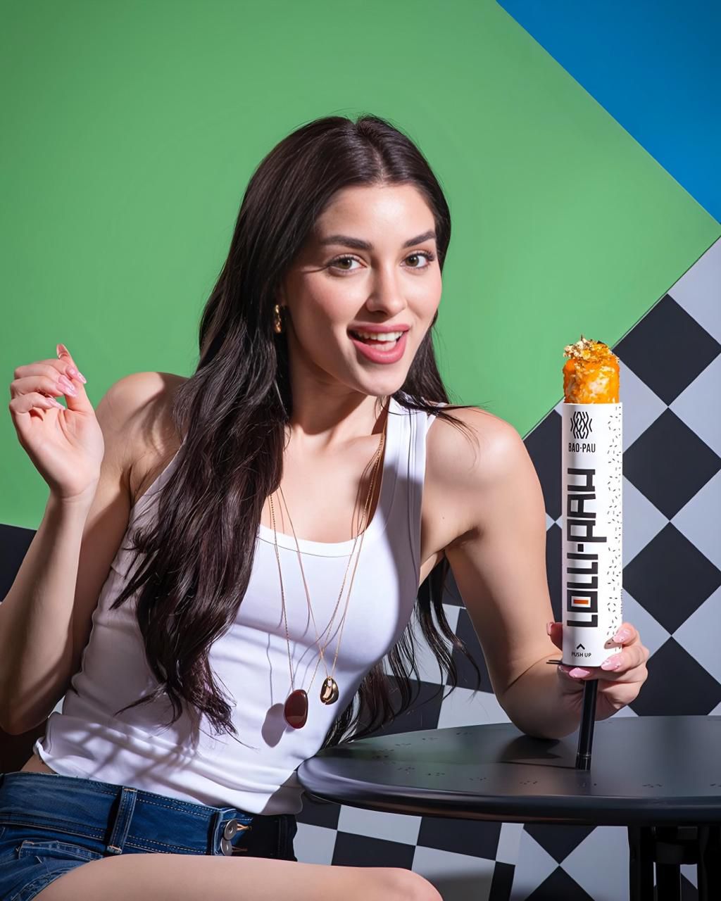 ΑΠΟΚΛΕΙΣΤΙΚΟ: Η Έλενα Λύσανδρου «αναστατώνει» την Κύπρο με το πιο hot trend της Αμερικής! Το StarNews στην επίσημη φωτογράφιση του νέου Push-up Lolly Pau by Bao Pau! (Φωτό)