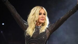 Άννα Βίσση: Η εντυπωσιακή αλλαγή με κοντό αγορέ κούρεμα