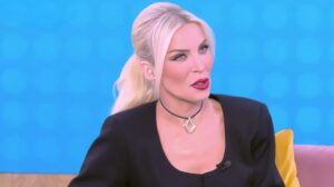 Κατερίνα Καινούργιου: Άκουσα πάρα πολλά που έγινα μητέρα στα 41 μου, κρίνουν ακόμα κι αυτό