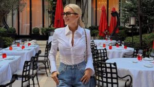Κατερίνα Καινούργιου: Μία περιουσία στα χέρια της - Πόσο κοστίζει η πιο περιζήτητη τσάντα Dior της σεζόν