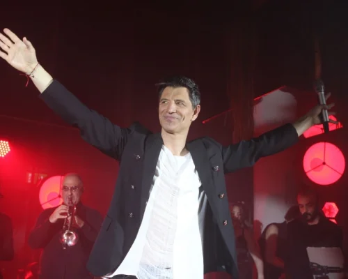 Σάκης Ρουβάς: Η εξομολόγησή του για τη δυσλεξία – “Δεν έχει σημασία ο τρόπος, αλλά η ουσία”