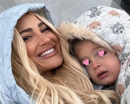 Ιωάννα Τούνη: Επέστρεψε Αθήνα για να πάρει τον γιο της από τον Δημήτρη Αλεξάνδρου