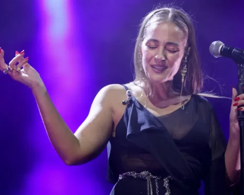 Νατάσσα Μποφίλιου: “Έγινε στο καμαρίνι μου, με έσπρωξε με δύναμη και χτύπησα τη μέση μου πάνω σε ένα μπουντουάρ”