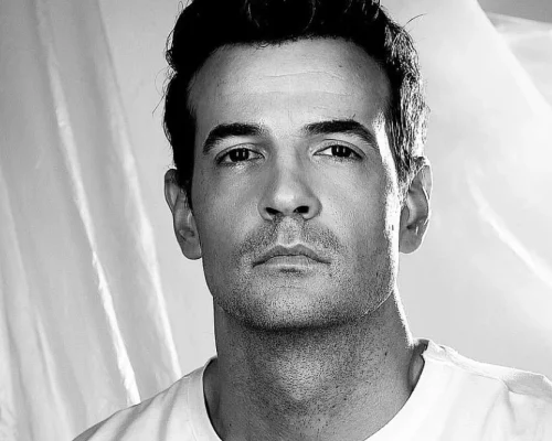 Νίνο: “Το να με ρωτούν για τη Ζόζεφιν είναι σαν να μου λες ότι άλλαξαν τραπεζομάντιλο σε εστιατόριο στην Κατερίνη”