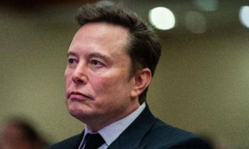 “Καμπανάκι” Μασκ για μεγάλη εισβολή στη Γη το 2040 – “Θα είναι περισσότεροι από τους ανθρώπους”