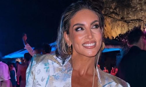 Ξέσπασε η Αθηνά Οικονομάκου: «Να τολμήσει να πει μπροστά μου, αυτά που λέει κρυμμένη πίσω από ένα πληκτρολόγιο»