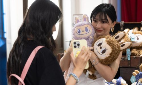 Koύκλες Labubu: Μια φούσκα δισεκατομμυρίων έτοιμη να σκάσει