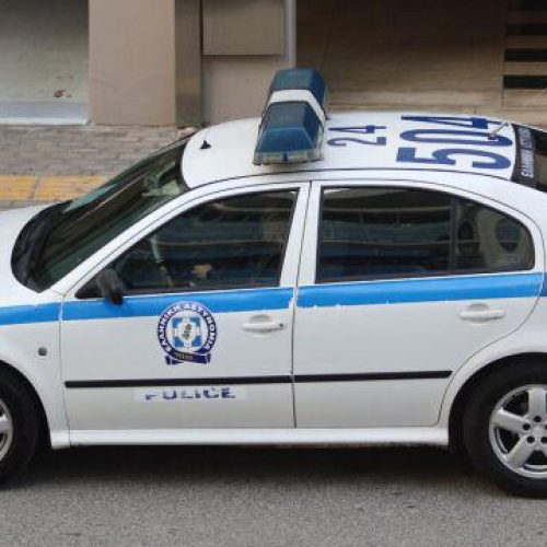 Αργυρούπολη: Ανήλικοι ξυλοκόπησαν άγρια διανομέα φαγητού και τον λήστεψαν – Χειροπέδες σε 17χρονο