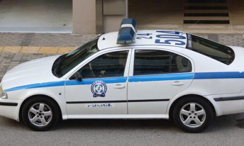 Αργυρούπολη: Ανήλικοι ξυλοκόπησαν άγρια διανομέα φαγητού και τον λήστεψαν – Χειροπέδες σε 17χρονο