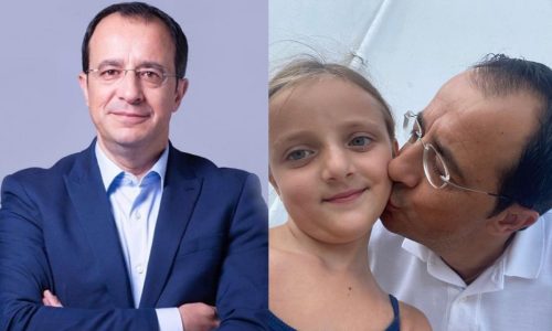 Νίκος Χριστοδουλίδης: Σε εκδήλωση με την μικρή του κόρη Φοίβη πιασμένοι χέρι-χέρι!