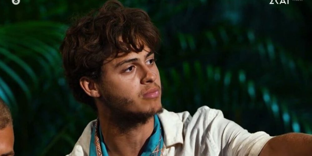Survivor: Αυτό είναι το σκάφος που χτύπησε τον Σταύρο Φλώρο – Υπέστη μερικό ακρωτηριασμό στο αριστερό πόδι από τις έλικες των εξωλέμβιων κινητήρων (Φωτογραφία)
