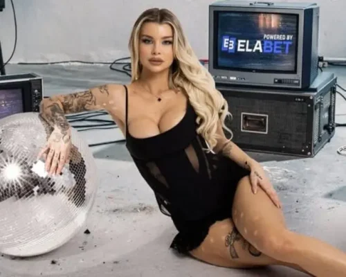 H Modern Cinderella απαντά στο πάνελ της Κατερίνας Καινούργιου: «Αν ήταν έτσι, με τα τόσα πτυχία θα είχες ήδη εκπομπή»