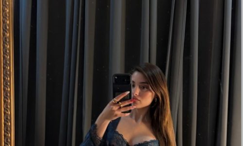 Η Έλενα Λύσανδρου βάζει «φωτιά» στον καθρέφτη της.(Δείτε φωτό & Βίντεο)