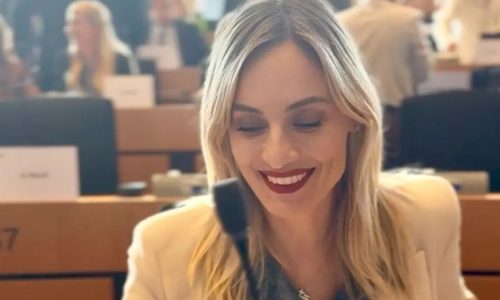 Ελεονώρα Μελέτη: «Ηχηρή» νίκη στο Ευρωκοινοβούλιο με επίκεντρο τις γυναίκες (Δείτε το βίντεο)