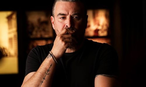 Νέα σελίδα για τον Γιάννη Αϊβάζη: Η μετακόμιση στην Αγγλία και το διεθνές βήμα – Ο λόγος