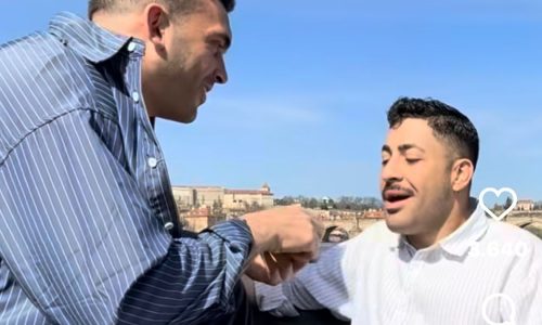 Παντρεύεται ο Ιάσονας Μανδηλάς: Έκανε πρόταση γάμου στον σύντροφό του (Βίντεο)