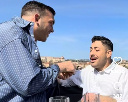 Παντρεύεται ο Ιάσονας Μανδηλάς: Έκανε πρόταση γάμου στον σύντροφό του (Βίντεο)