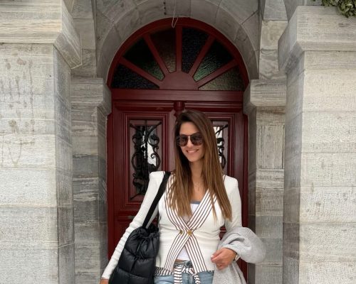 Κωνσταντίνα Ευριπίδου: Πασχαλινές αποδράσεις στη Μύκονο με τα παιδιά της και τον Φίλιππο Μιχόπουλο (Δείτε φωτογραφίες)