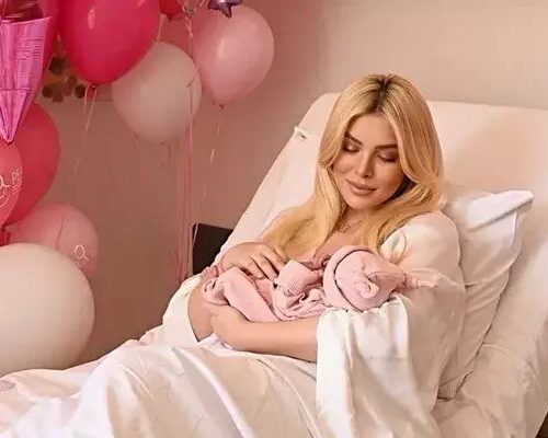 Κατερίνα Καινούργιου: Η φωτογραφία με το λαγουδάκι της μικρής Ξένιας (Φωτό)