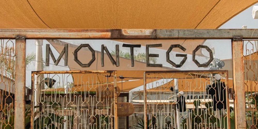 Το απόλυτο hot spot του Πρωταρά «βουλιάζει» τα Σάββατα του Ιουλίου!