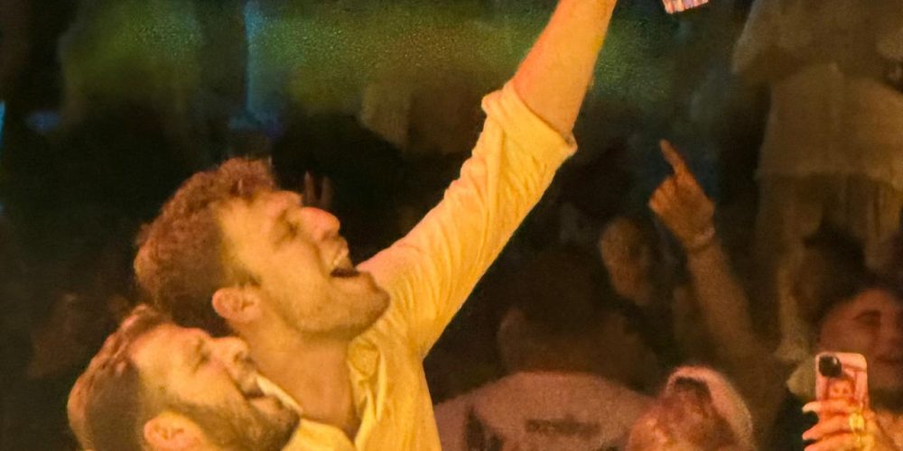 ΑΠΟΚΛΕΙΣΤΙΚΟ ΒΙΝΤΕΟ: Ο Σάσα Βεζένκοφ στον Πρωταρά – Η αποθέωση από τον Νίκο Μακρόπουλο!