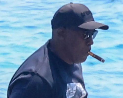 Μάικλ Τζόρνταν: Απολαμβάνει τις διακοπές του στη Μύκονο – Το πολυτελές γιοτ και το δείπνο στο NAMMOS