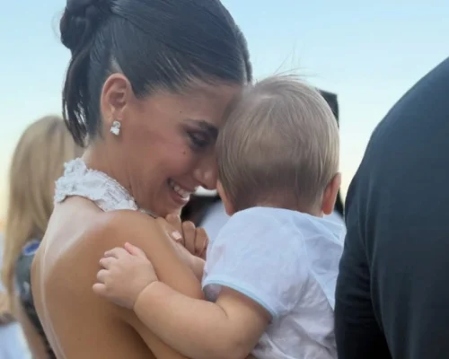 Οι φωτογραφίες της Αλεξάνδρας Νίκα με τον γιο της από την Κυριακή του Πάσχα