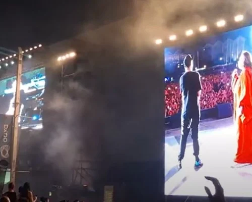 Η Χάρις Αλεξίου στη σκηνή με τον ΛΕΞ – Χαμός στο ΟΑΚΑ