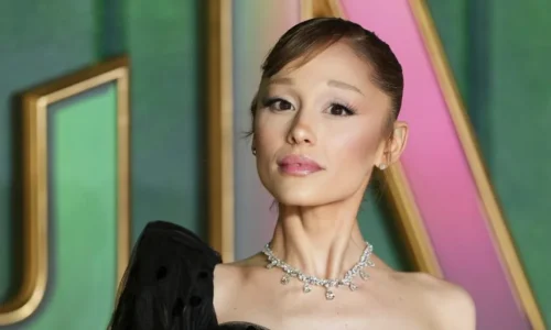 Αριάνα Γκράντε: Ανησυχία για την υγεία της, η νέα εμφάνιση και το “μήνυμα” που έστειλε για τα σχόλια στο σώμα της – Το ύψος 1,57 μ. και η εκτίμηση για βάρος της είναι γύρω στα 39 κιλά