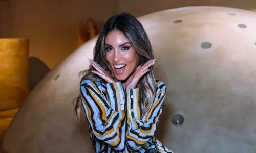 Αθηνά Οικονομάκου: Η αντίδραση μετά την αποκάλυψη για την ημερομηνία του γάμου της – “Ρωτήστε αυτούς που τα λένε στις εκπομπές”