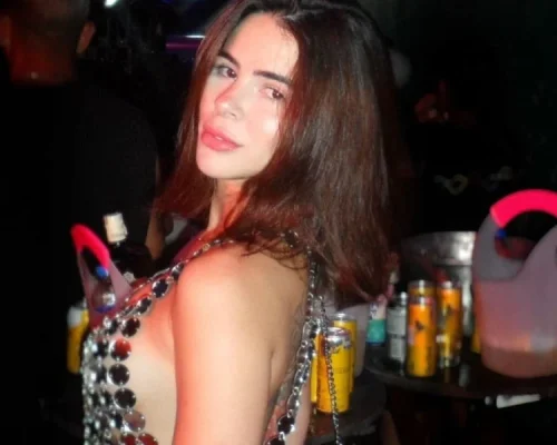 Ροζ σκάνδαλο! Ο πρόεδρος πήγε μαζί με την ερωμένη και τη σύζυγο στην Εθνική