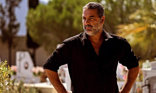 Βασίλης Μπισμπίκης: “Με νοιάζει μόνο η οικογένειά μου, για τους άλλους χε@@ηκ@”, δηλώνει σε συνέντευξή του