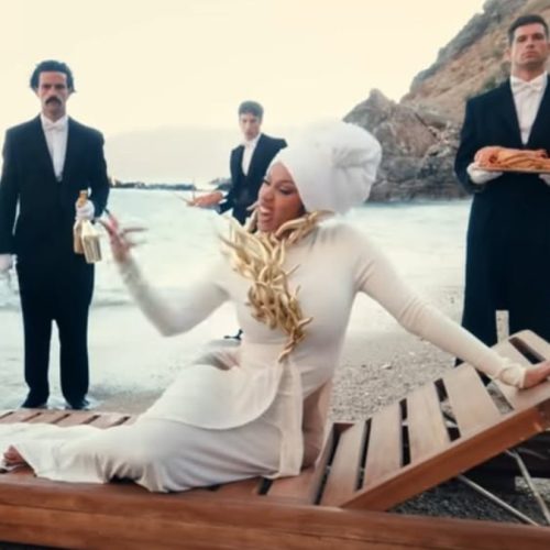 Πρώην διαγωνιζόμενος του GNTM πρωταγωνιστεί σε video clip της Cardi B