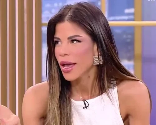 Καραβοκύρη: «Αυτοϊκανοποιούνταν μέσα στο ταξί ο οδηγός» – Η αποκάλυψη ότι έχει δεχθεί σεξουαλική παρενόχληση