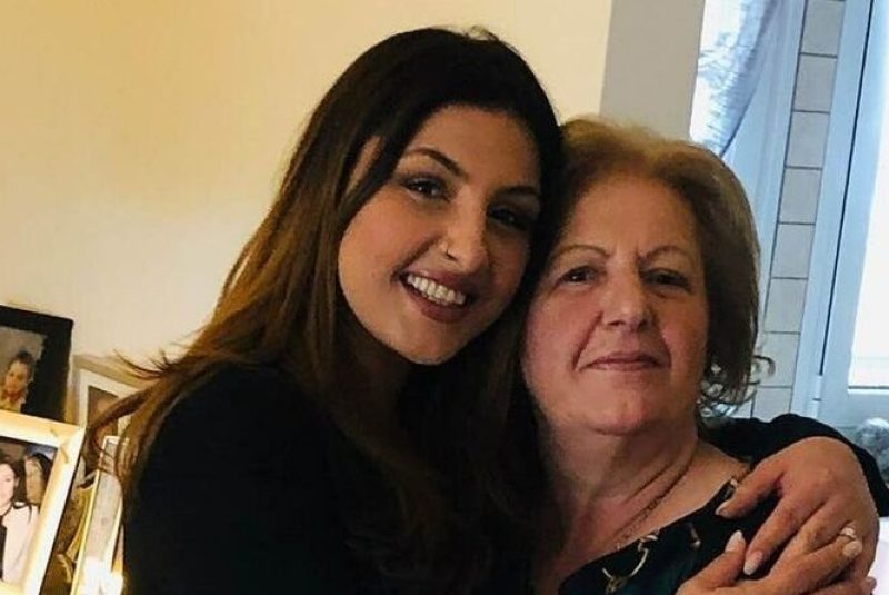 Έλενα Παπαρίζου: Το ταξίδι που ανυπομονεί να κάνει παρέα με τη μητέρα της, Φρόσω